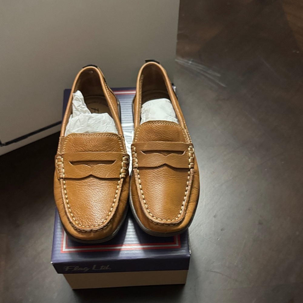 Kid’s boys Tan Loafers